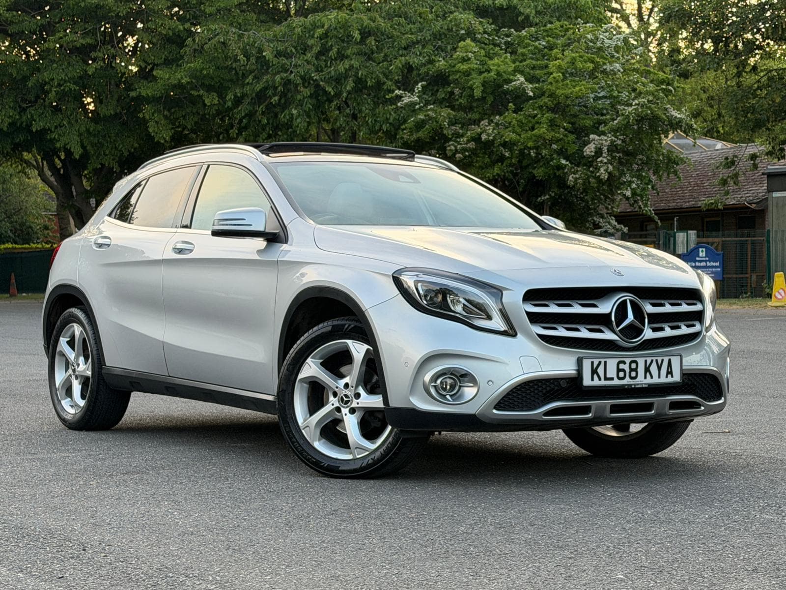 2019 Mercedes-Benz GLA